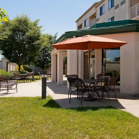 Courtyard By Marriott Cincinnati Airport-2